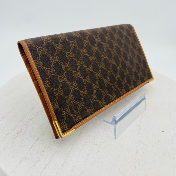 CELINE Macadam Bifold Long Wallet - Picture 3 of 4
